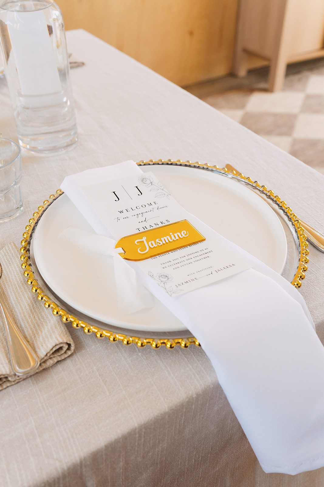 Jazmine and Jaleesa engagement dinner floral centerpiece in Maryland — Creative Motion Events