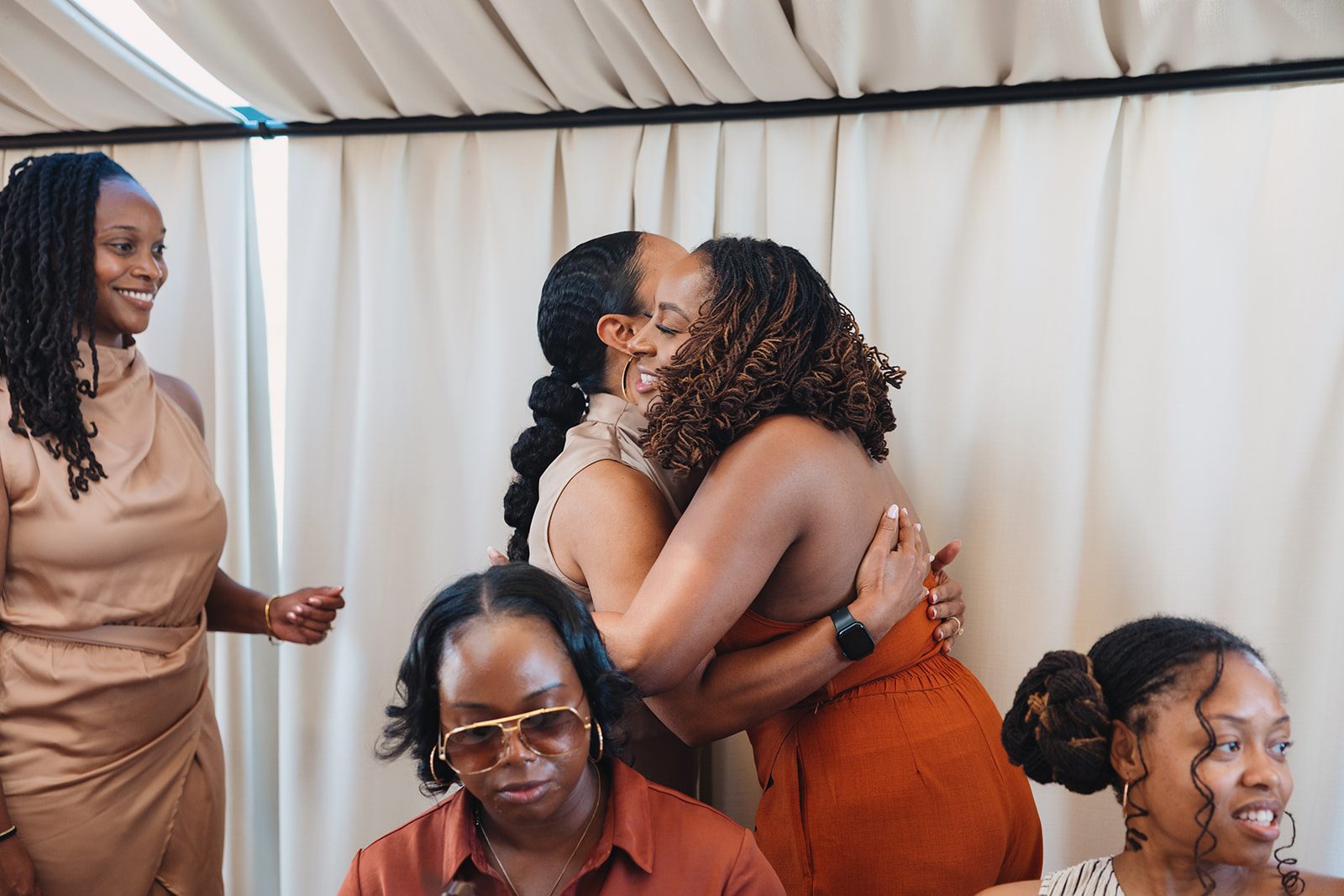 Jazmine and Jaleesa engagement dinner floral centerpiece in Maryland — Creative Motion Events