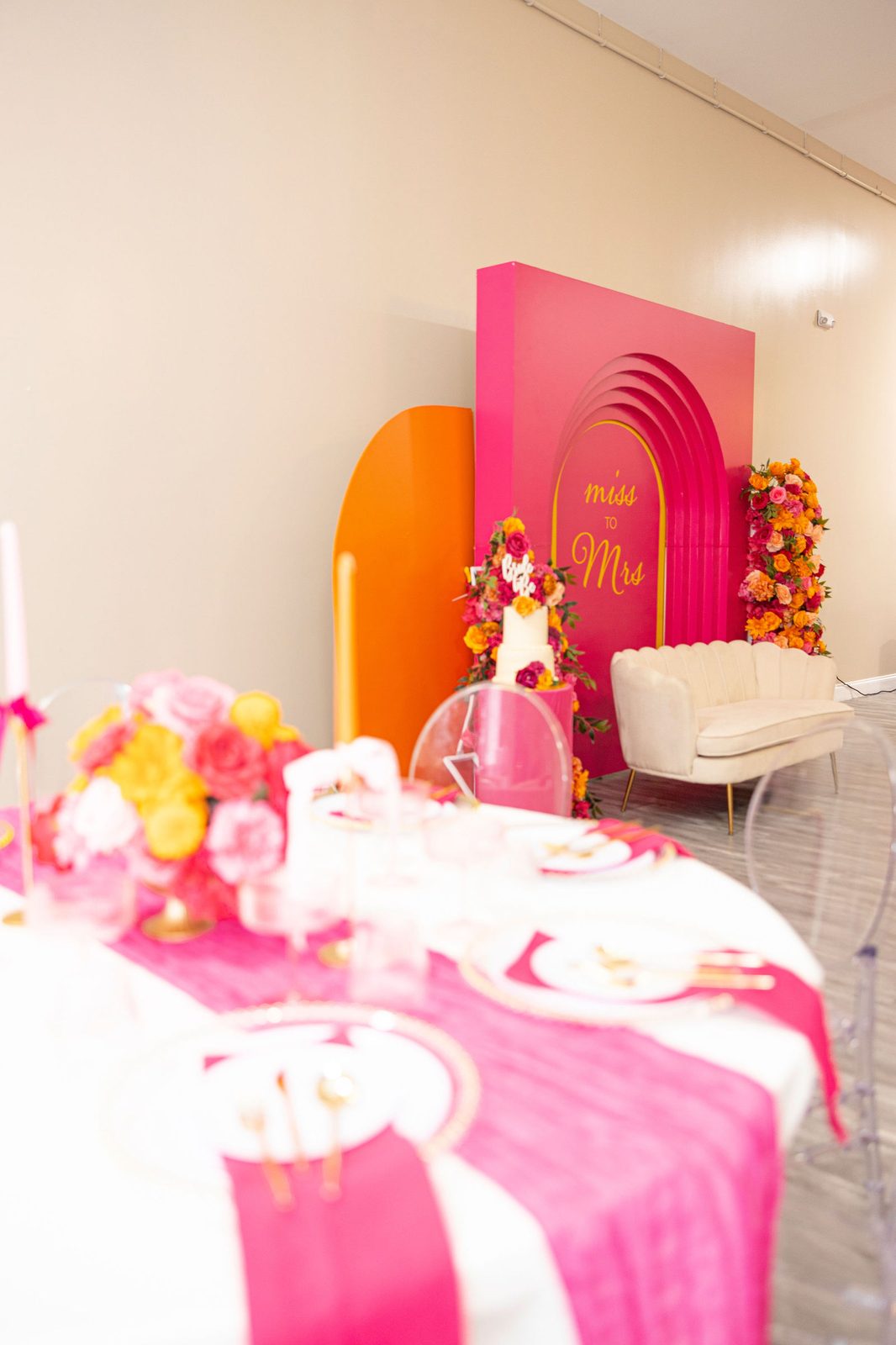 Luxury bridal shower balloon and floral accent by Creative Motion Events in Maryland